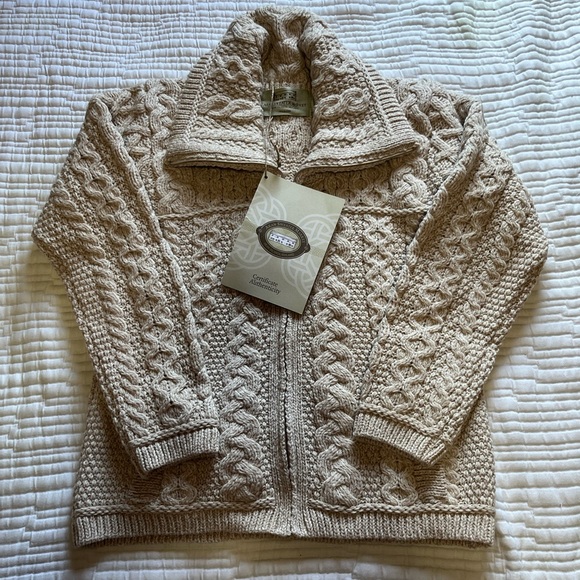 Double Collar Zip Merino Aran Cardigan - Picture 2 of 3